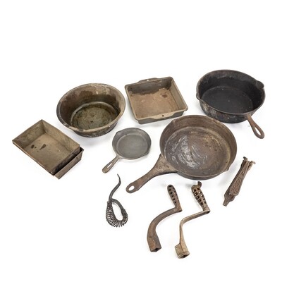 Box Lot Cast Iron Pans, Baking Pans, Etc.