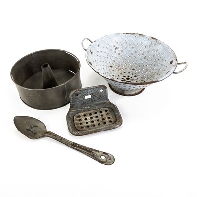 Vintage Graniteware Colander & Misc Items