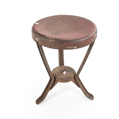 Starline 3-Legged Milking Stool