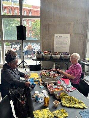 Salon Studio Series: Scenes of Summer Collage with Moët McClain photo 3