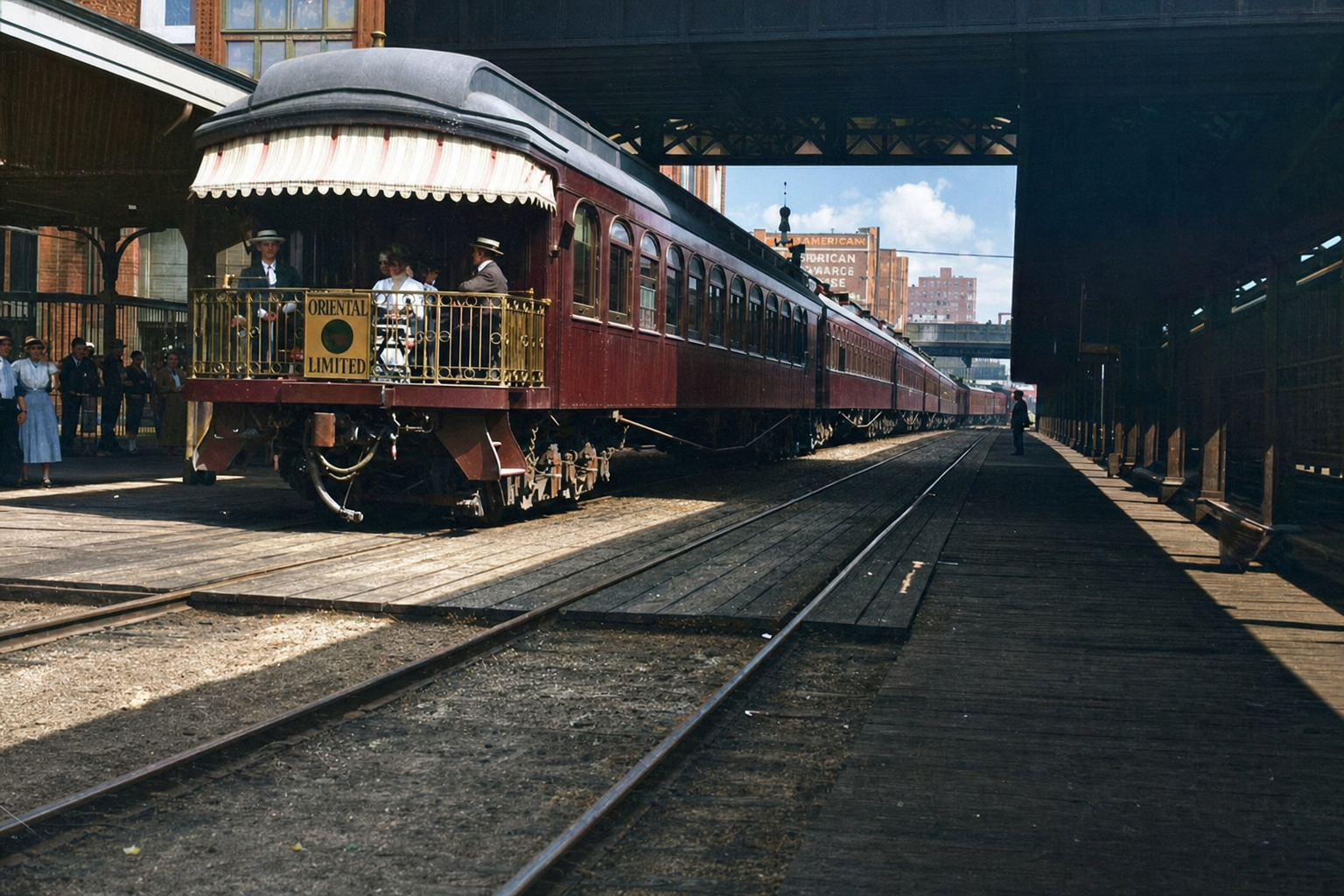 Great Northern's 'Oriental Limited' at King Street Station, c. 1910s