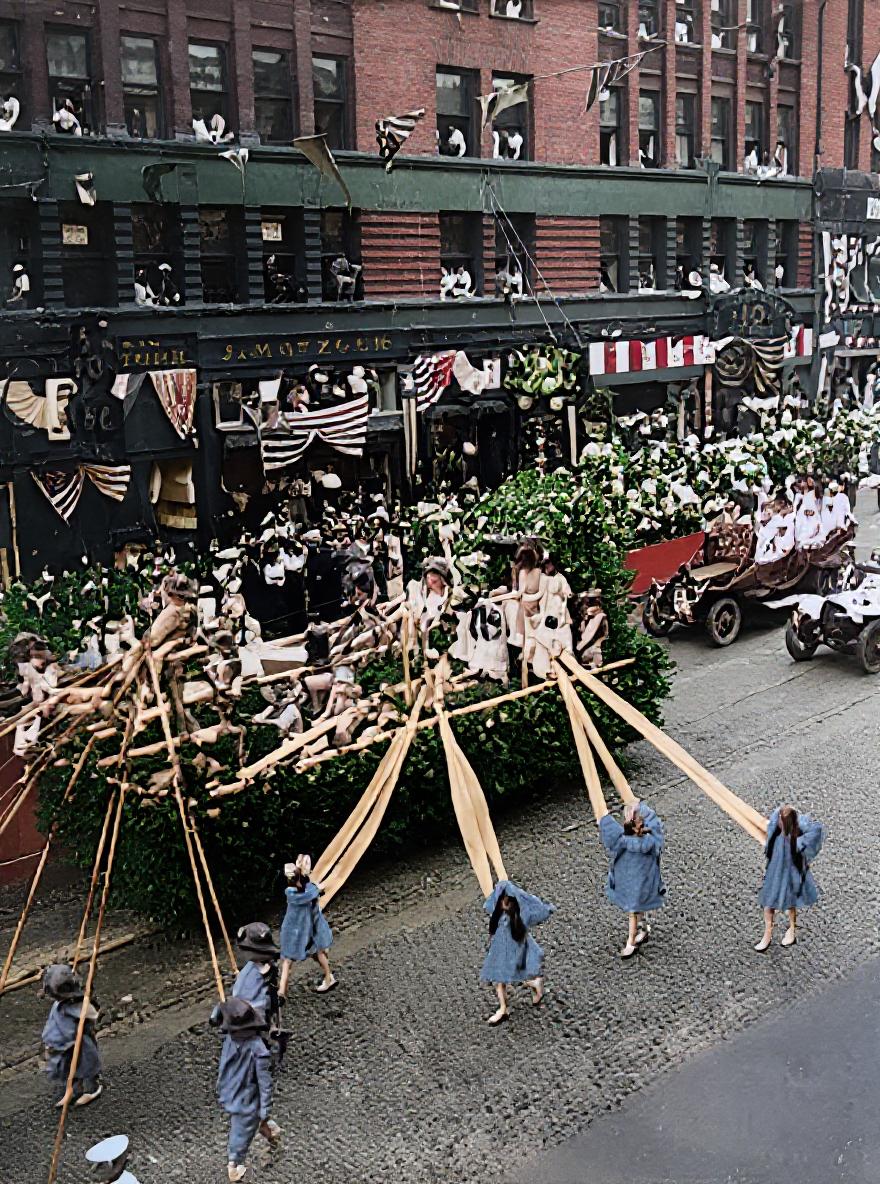 School Children's float at Golden Potlatch parade, 1912